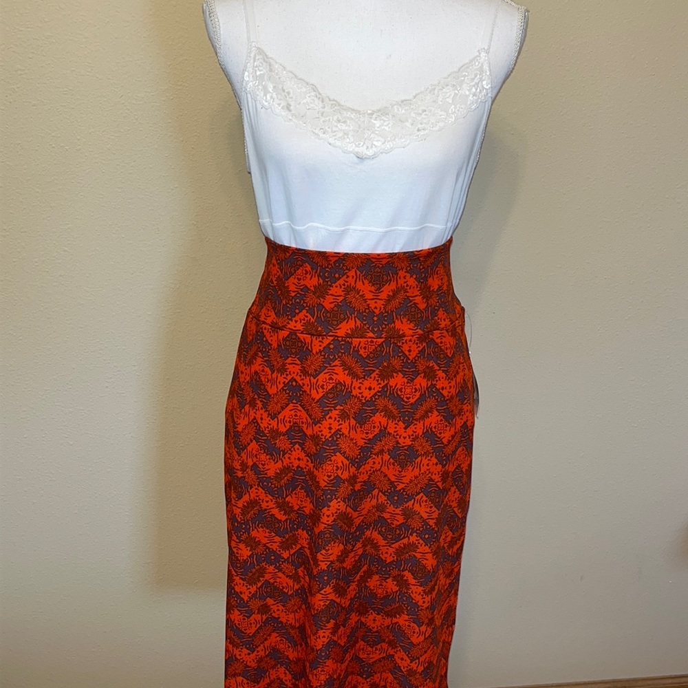 LuLaRoe Women’s Cassie Skirt